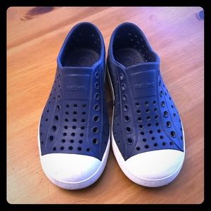 Native Blue Shoes Size 11